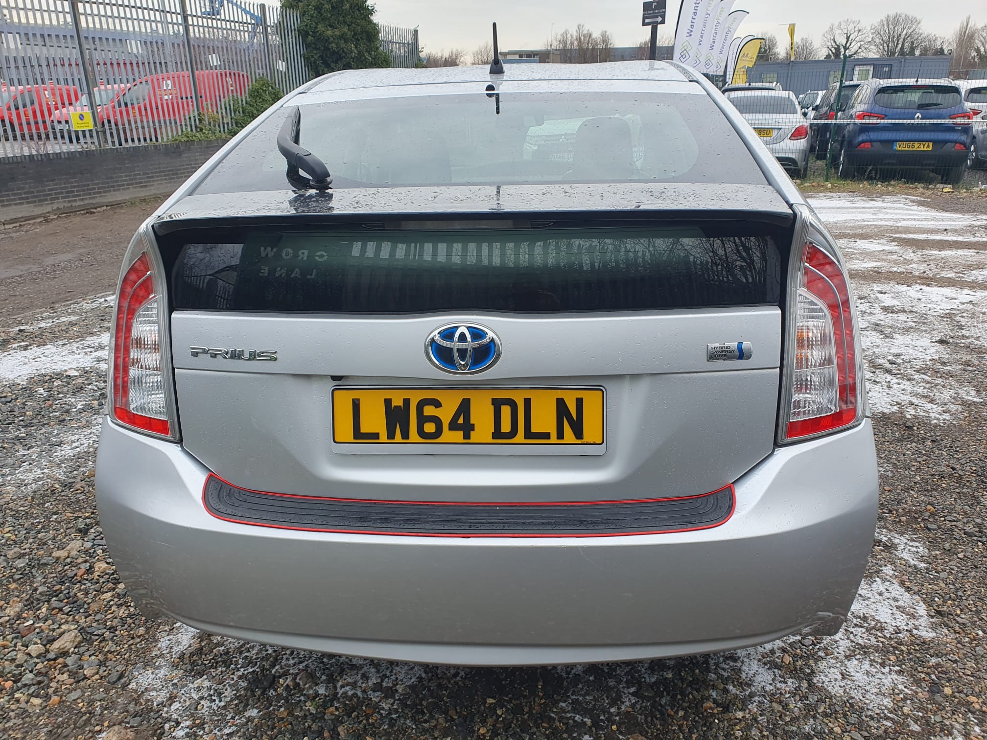 2014 Toyota Prius CVT – Wah Wheels London, photo 4
